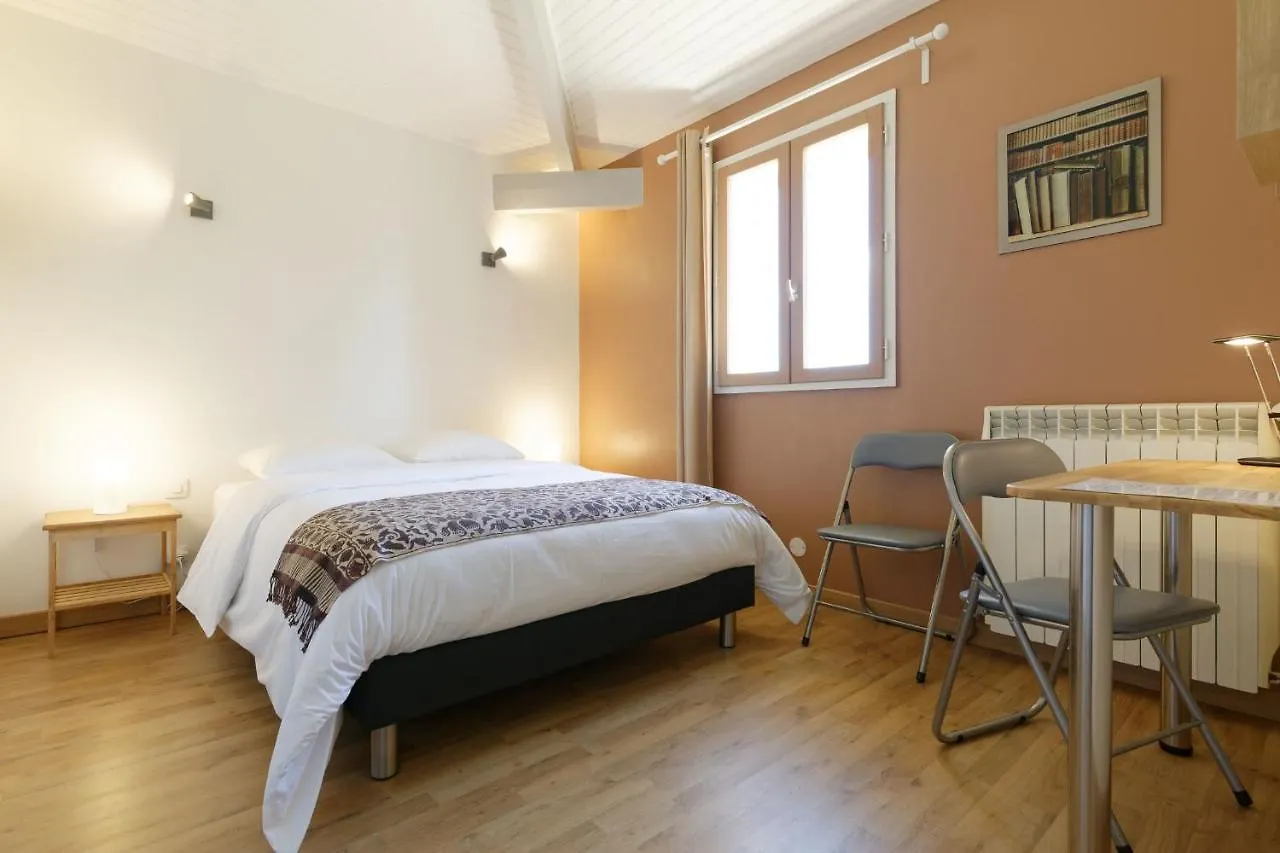 Chambre D'Hotes De Charme A La Maison Bleue Savignac-Mona France